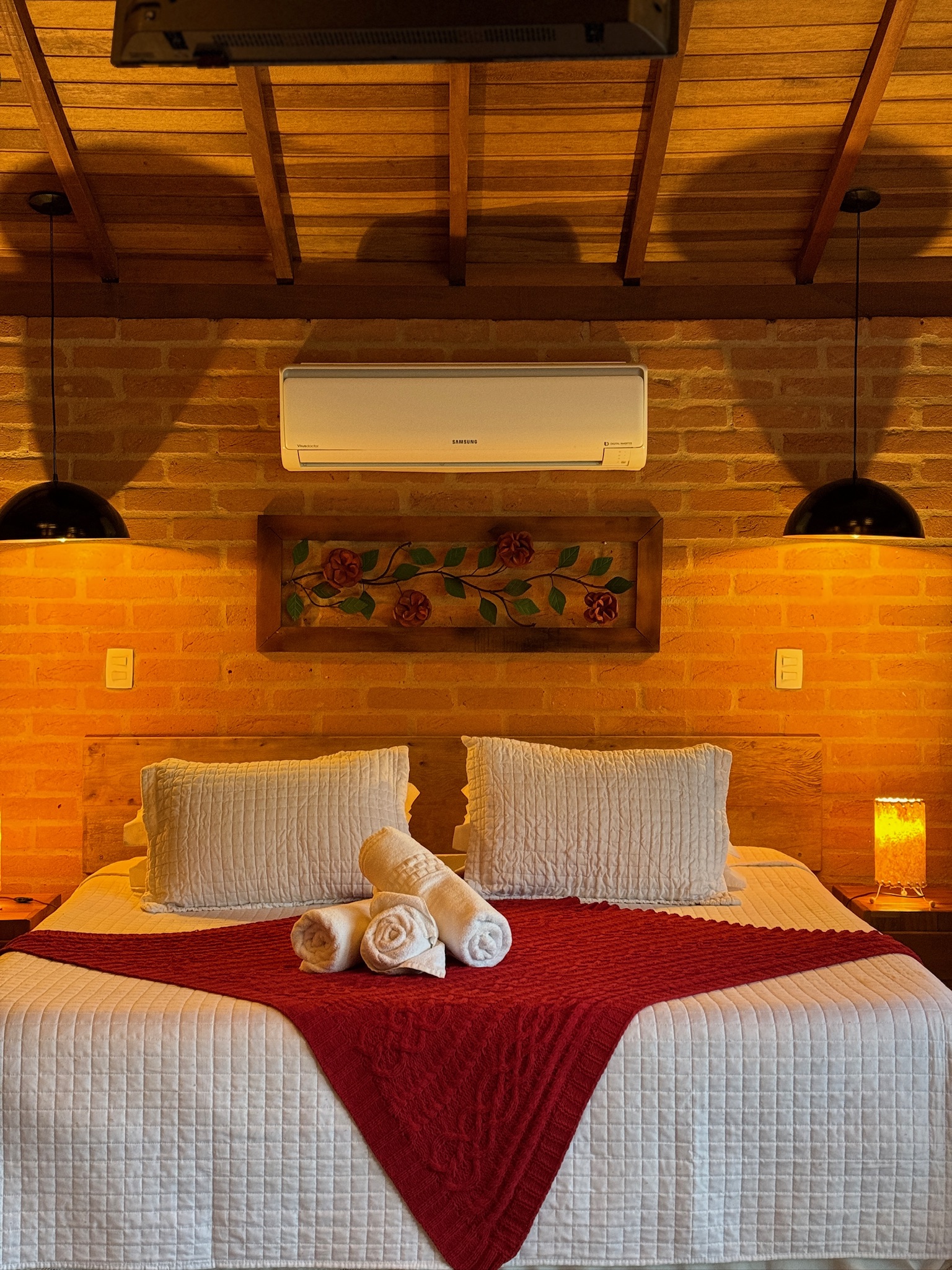 Chalé - Quarto com cama king size